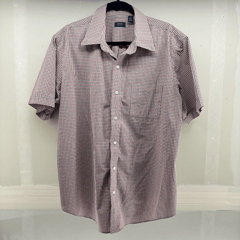 Arrow Men's Large Short Sleeve Button Up Red Gray White Plaid Poplin Shirt
